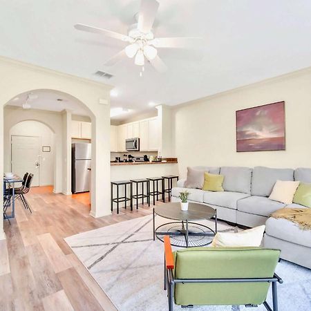 Modern 2Br Condo - Hot Tub And Pool - Near Disney أورلاندو المظهر الخارجي الصورة