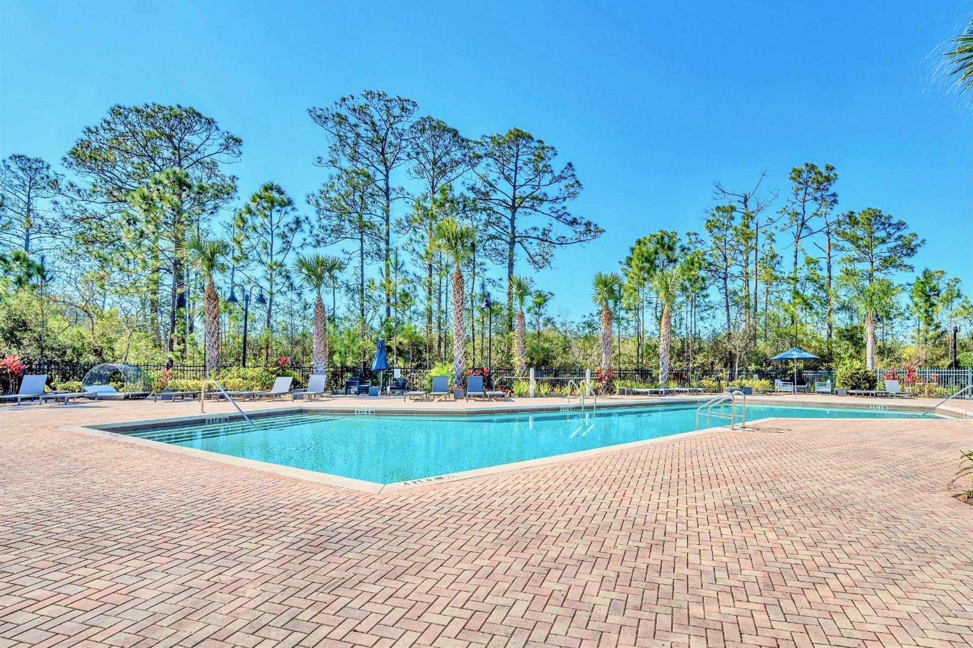 Modern 2Br Condo - Hot Tub And Pool - Near Disney أورلاندو المظهر الخارجي الصورة