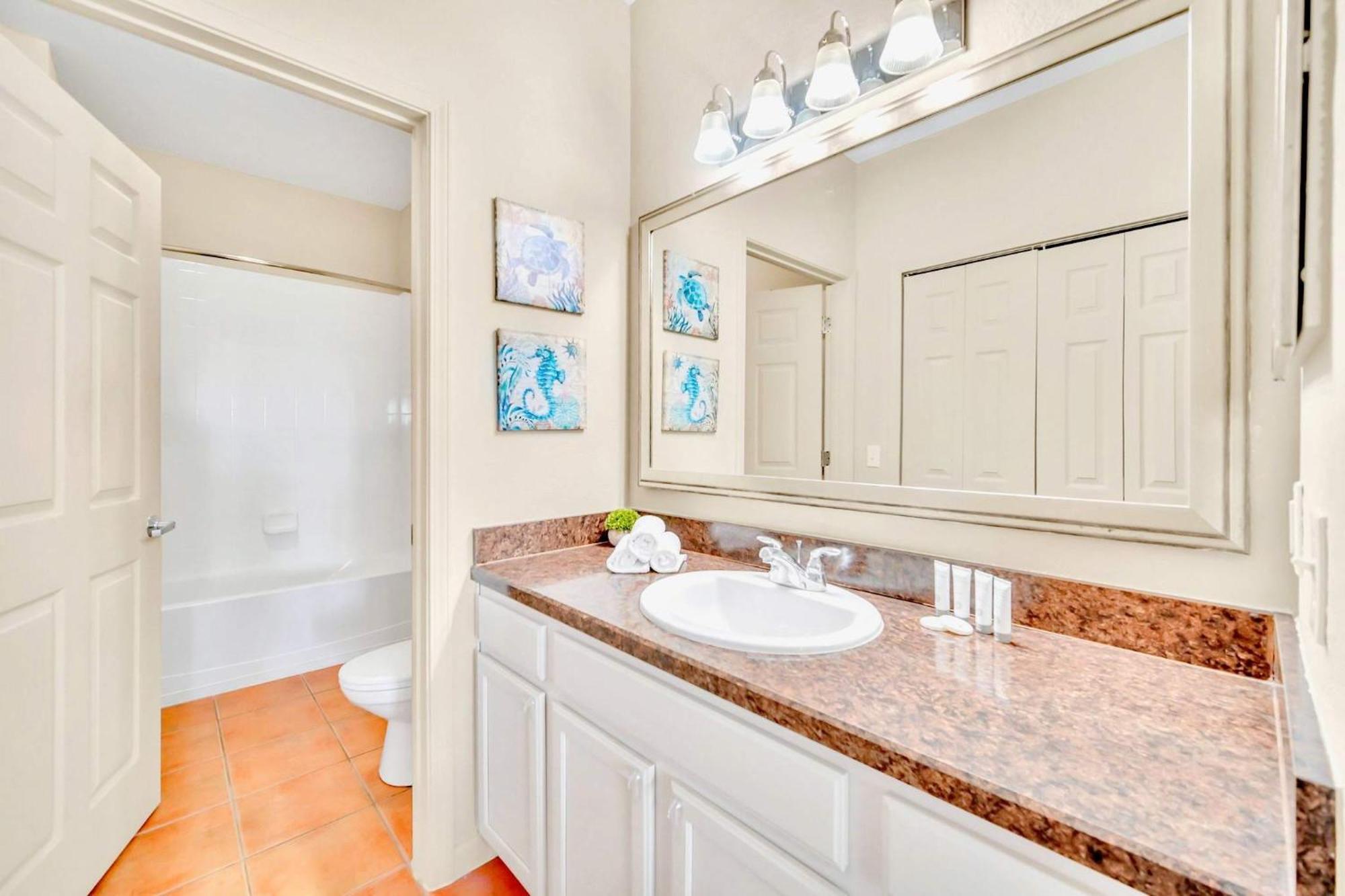 Modern 2Br Condo - Hot Tub And Pool - Near Disney أورلاندو المظهر الخارجي الصورة