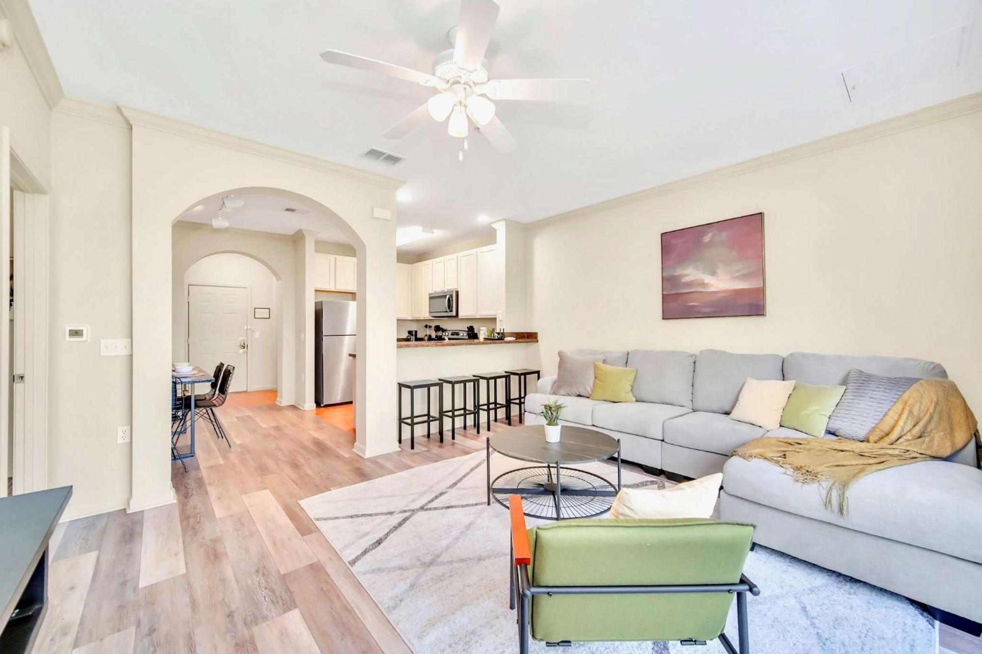 Modern 2Br Condo - Hot Tub And Pool - Near Disney أورلاندو المظهر الخارجي الصورة